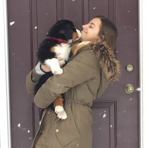 Meet your Posher, Olivia